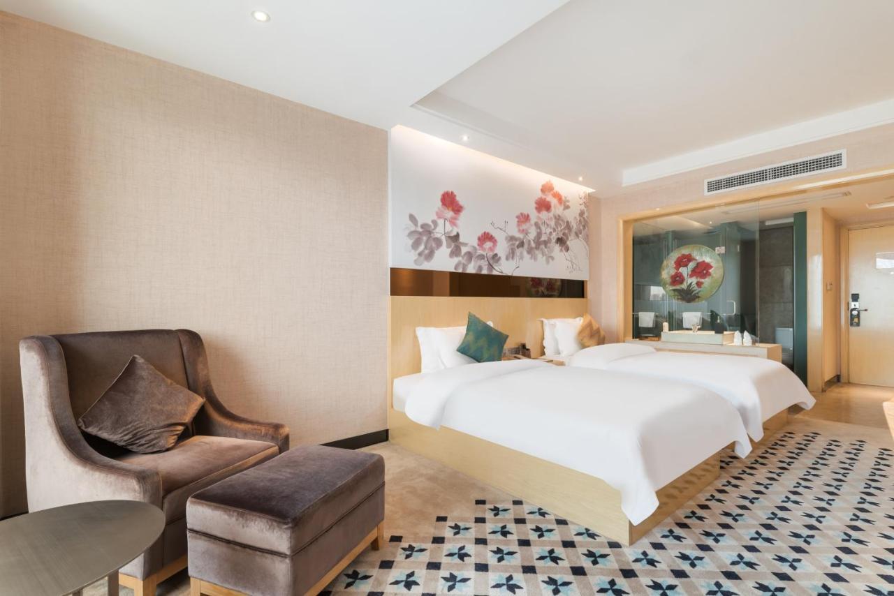 Paco Hotel Luogang Wanda Plaza Branch Guangzhou Bagian luar foto