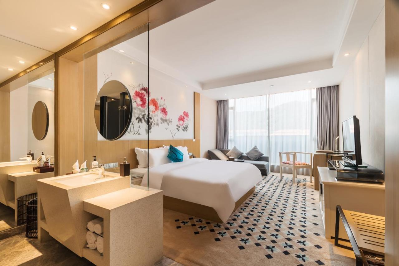 Paco Hotel Luogang Wanda Plaza Branch Guangzhou Bagian luar foto